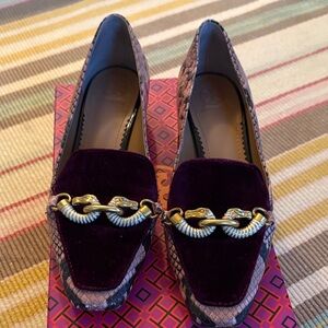 Tory Burch Elegant Velvet and Snakeskin Women's Loafers Size 7